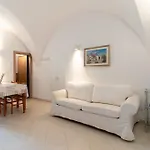 La Greca 59 * Putignano